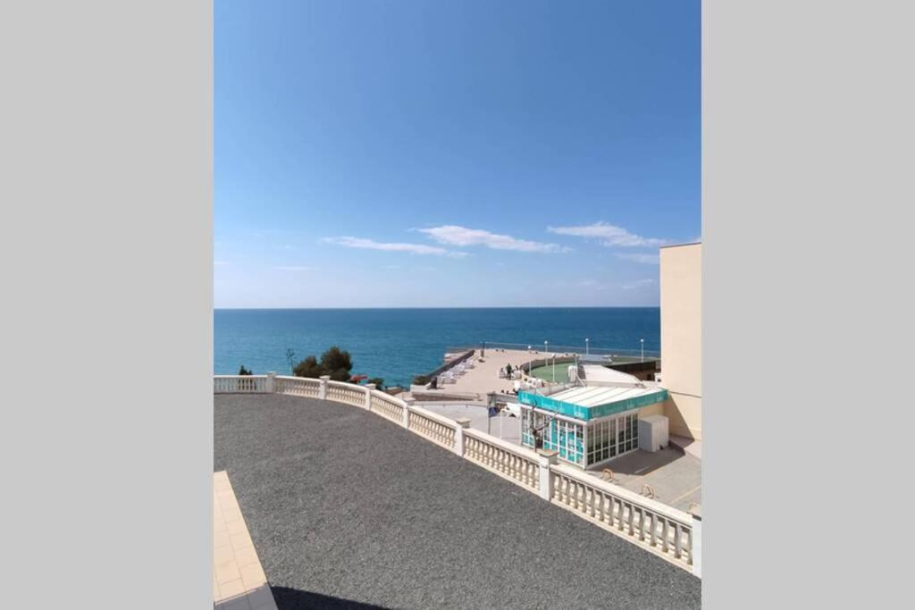 Paradis Salou, Centro Turistico, Wifi, Piscina, Vistas Al Mar Екстериор снимка